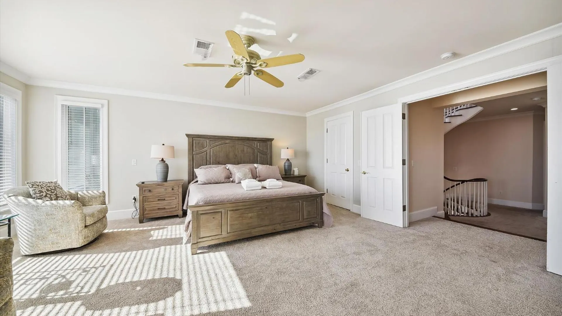 2 Collier Beach- Oceanfront, Dog Friendly , Private Pool, Free Activities Hilton Head Island